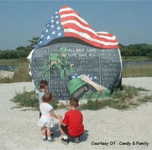 an AMAZING work of art from Iowa.  Email me for the story ...